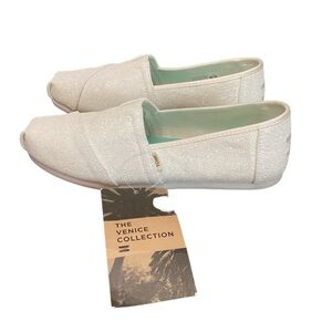 NWT TOMS Ivory Glitter Women's Classic Size 6.5 Venice Collection *WEDDING*